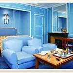 Hotel Montpensier 2*
