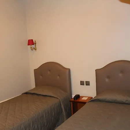 호텔 몽펜시에 2*