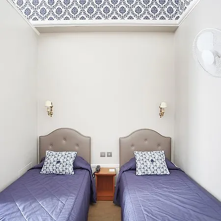 Szálloda Montpensier 2*