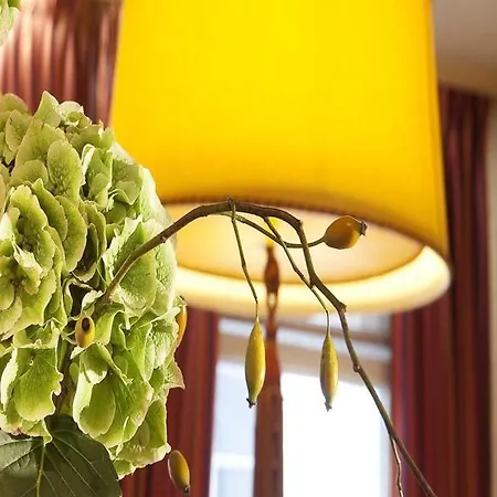 호텔 몽펜시에 파리