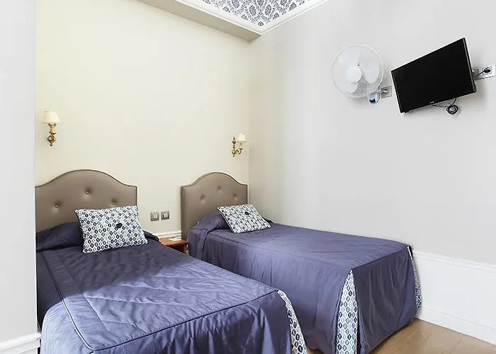 Hotell Montpensier Paris